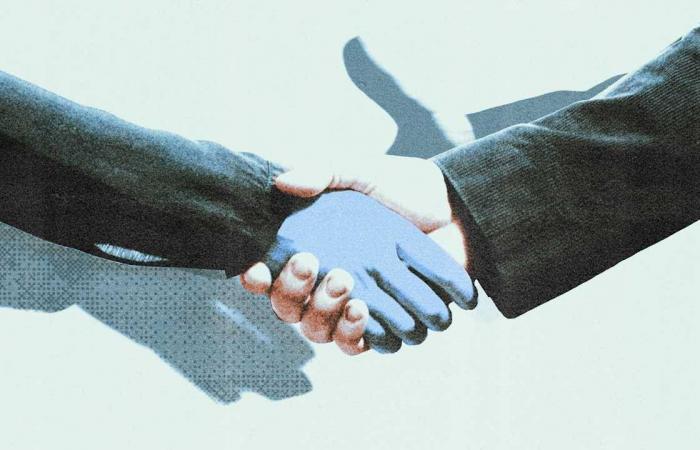 حين
      يدخل
      الذكاء
      الاصطناعي
      غرفة
      العمليات...
      من
      يقود
      الجراحة
      فعلاً؟