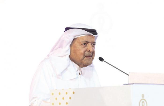 الشيخ فيصل بن قاسم: مبادرات لـ «الفيصل بلا حدود» لتنمية مهارات الطلبة