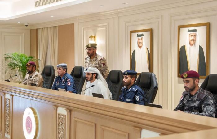 وزير الداخلية يزور اللجنة الدائمة الموحدة لاختيار مرشحي ضباط الجهات العسكرية