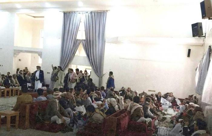 نجل
      مؤسس
      جماعة
      الحوثي
      يفجّر
      أزمة
      مع
      قبيلة
      خولان