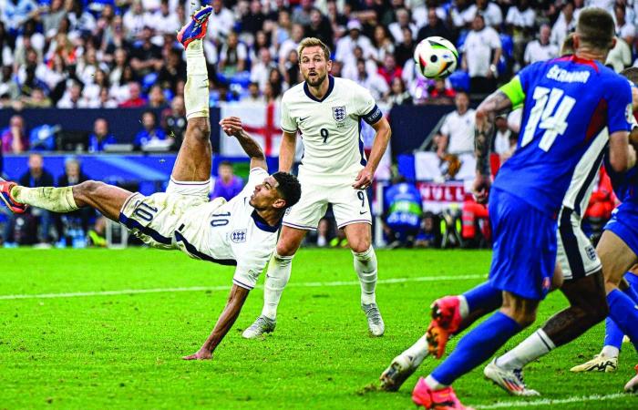 بييلسا
      «مثل
      غوارديولا
      الأعلى»
      يستعد
      لظهوره
      الثالث
      في
      كأس
      العالم
      بعباءة
      أوروغواي
