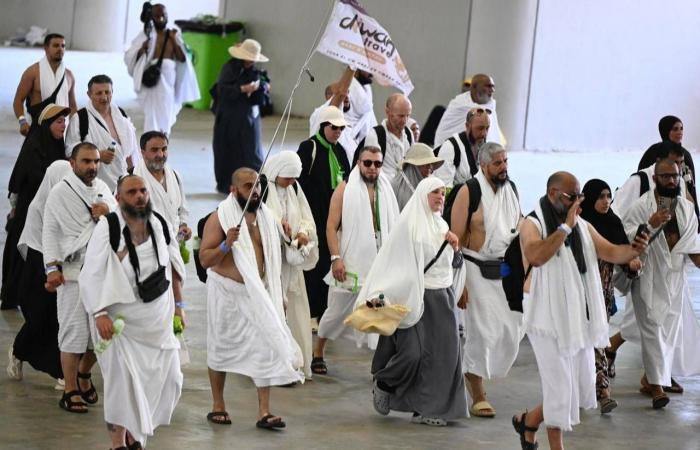 «الداخلية»
      السعودية:
      تنقلات
      الحجاج
      تسير
      بانسيابية
      تامة