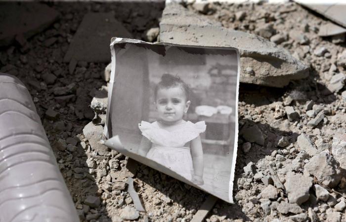 موائد
      بلا
      لحم
      وأطفال
      دون
      ملابس
      جديدة...
      مظاهر
      الاحتفال
      بالعيد
      تغيب
      في
      غزة