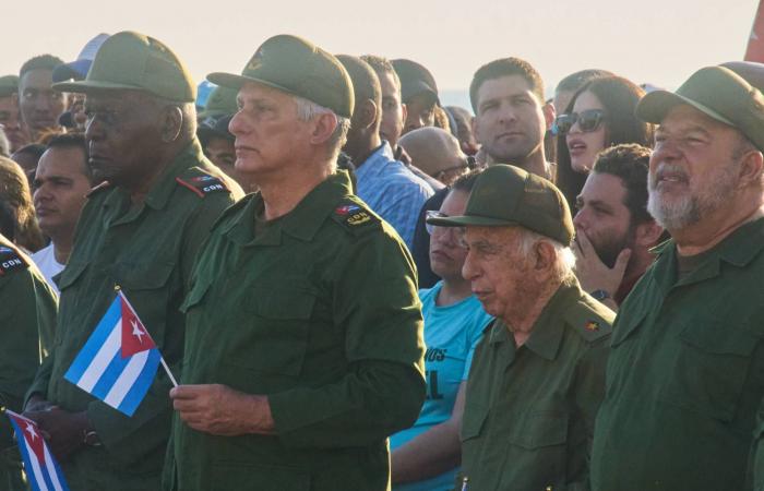إدارة
      ترمب
      تتوقع
      انهيار
      النظام
      في
      كوبا
      بحلول
      الصيف