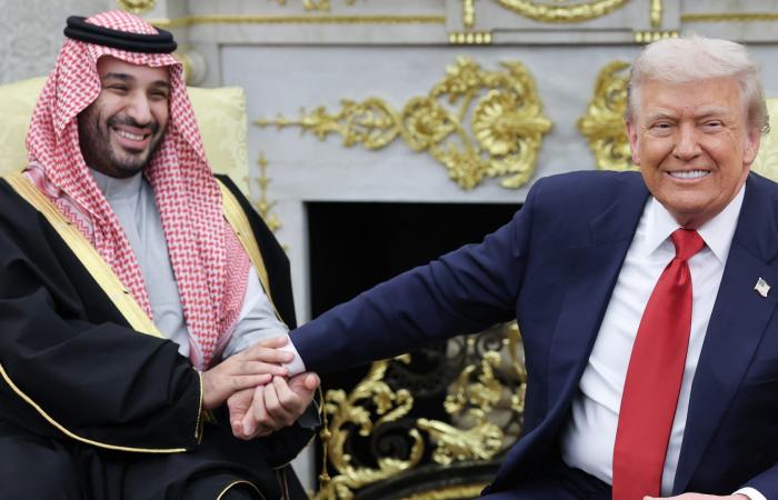 علاقة ترامب مع محمد بن سلمان وعزمه دفع السعودية للتطبيع مع إسرائيل.. السيناتور ليندسي غراهام يعلق