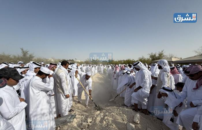 قطر تودع رجل العطاء والوفاء.. جموع غفيرة في جنازة عبدالله بن حمد العطية "فيديو"
