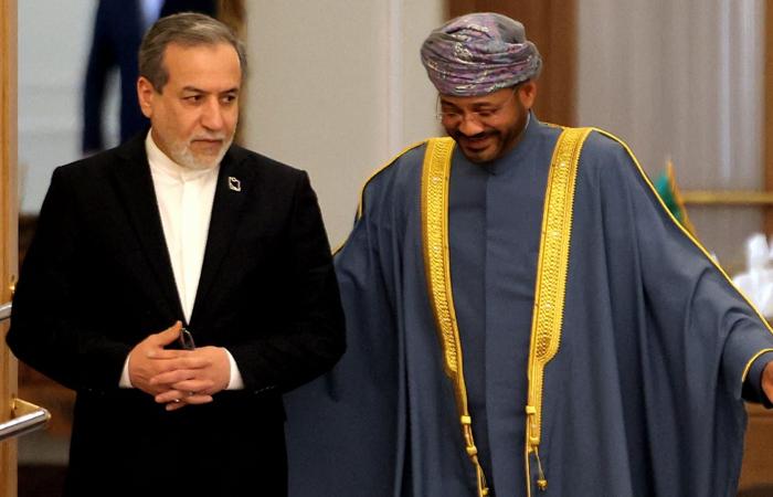 بعد تهديد ترامب بتفجير السلطنة.. تفاصيل اتصال وزيري خارجية عُمان وإيران وتأكيدهما "المسؤولية السيادية بالمياه الإقليمية"