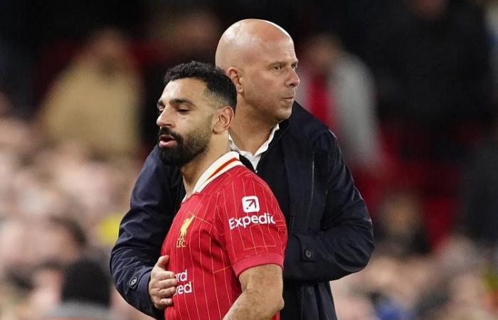 هل يعود لليفربول؟.. أول رد فعل من محمد صلاح على رحيل آرني سلوت 