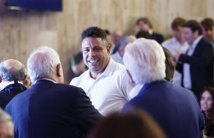 المنتخب
      المصري
      يصل
      إلى
      الولايات
      المتحدة
      للمشاركة
      في
      كأس
      العالم
      2026