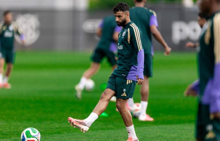 مونديال
      2026:
      المنتخب
      السعودي
      يصل
      مدينة
      أوستن
      الأميركية