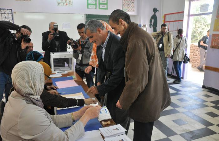 قوى
      سودانية
      تجتمع
      في
      أديس
      أبابا
      للتوافق
      على
      حوار
      سياسي
      شامل