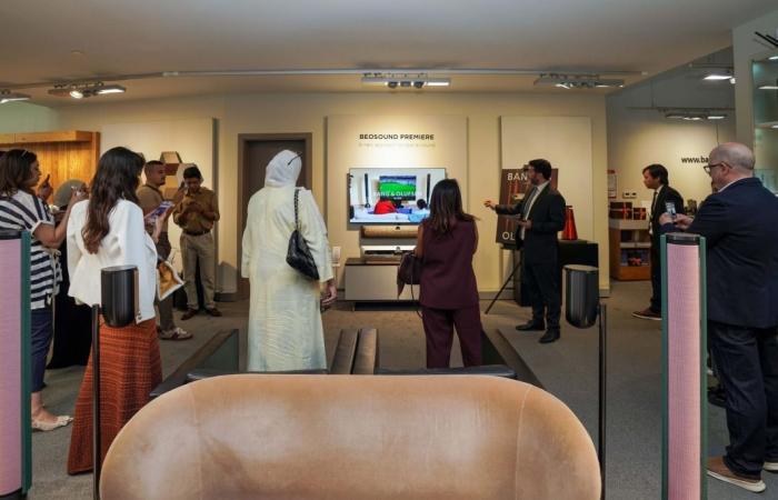 بانج آند أوليفسن تكشف عن ساوندبار Beosound Premiere القوي