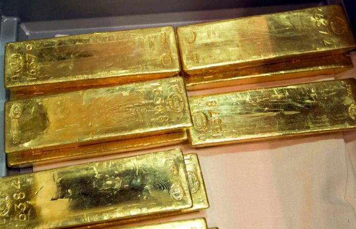 ساويرس يعدد أسبابا تمنع مصر أن تصبح من أكبر الدول باحتياطات الذهب