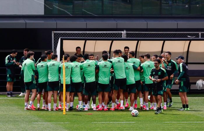 وديّات
      المونديال:
      اسكوتلندا
      تكتسح
      بوليفيا
      برباعية