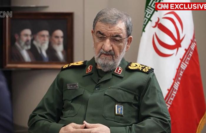 أبرز ما كشفه مستشار خامنئي من خبايا دوائر صنع القرار وما سيحدث إن عادت الحرب بمقابلة CNN
