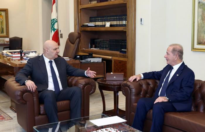 ملاحظات
      بري
      على
      «اتفاق
      واشنطن»
      محور
      اجتماعه
      المرتقب
      بالسفير
      الأميركي