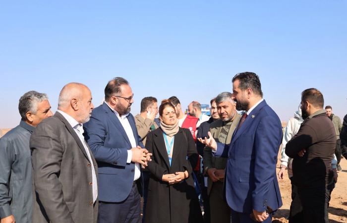 «حلب
      تختنق»
      تعيد
      الجدل
      بشأن
      ارتباط
      المؤسسات
      المحلية
      بالمركز