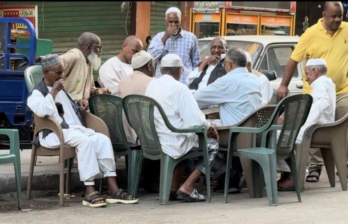 البرهان
      يبحث
      مع
      مبعوث
      الأمم
      المتحدة
      جهود
      إنهاء
      الحرب
      في
      السودان