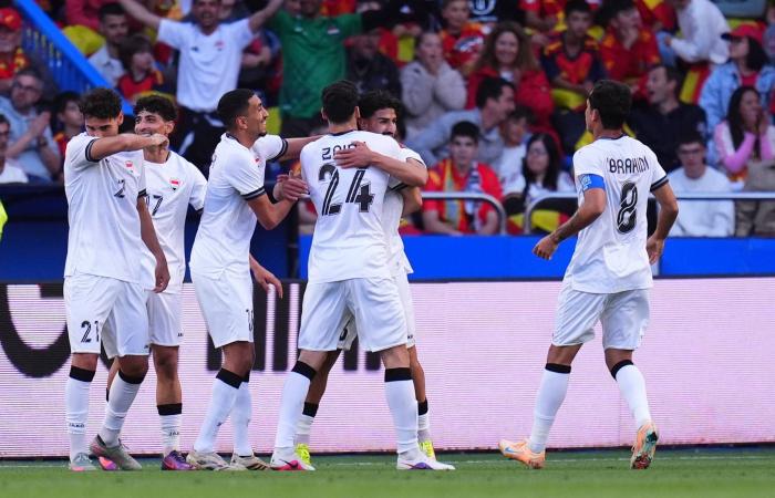«مونديال
      2026»:
      العراق
      عائد
      بعد
      تصفيات
      مرهقة...
      وتاريخ
      أليم