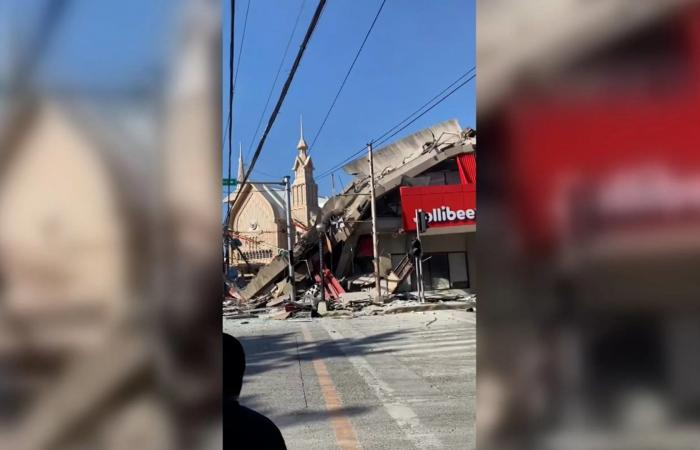 شاهد.. انهيار مطعم بشكل جزئي بعد زلزال بقوة 7.8 درجة في الفلبين