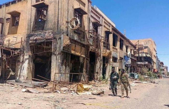 أزمة
      اللجوء
      السودانية...
      وطنان
      في
      قلب
      طفل
      واحد