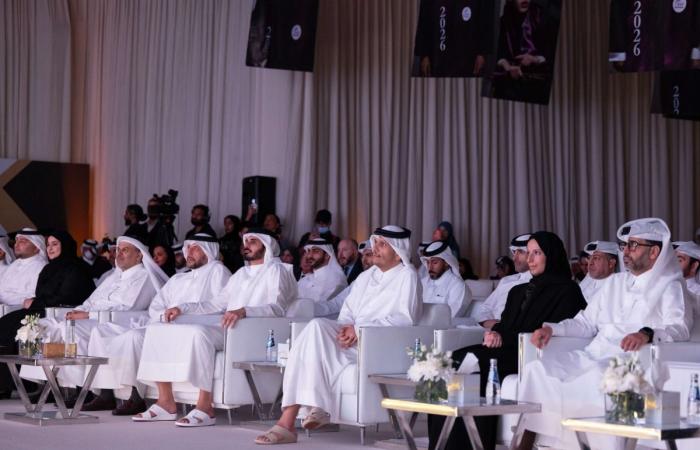 رئيس مجلس الوزراء وزير الخارجية يشهد حفل تخرج دفعة 2026 من منتسبي مركز الشفلح