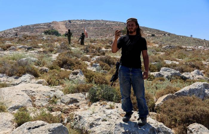 «حماس»
      تعلن
      عن
      «تقدم»
      حول
      اتفاق
      غزة