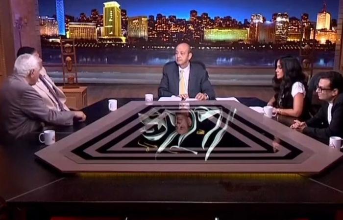 مخرج
      مصري
      في
      مرمى
      الانتقادات
      لتشبيهه
      التخلص
      من
      الكلاب
      بـ«أفعال
      النازية»
