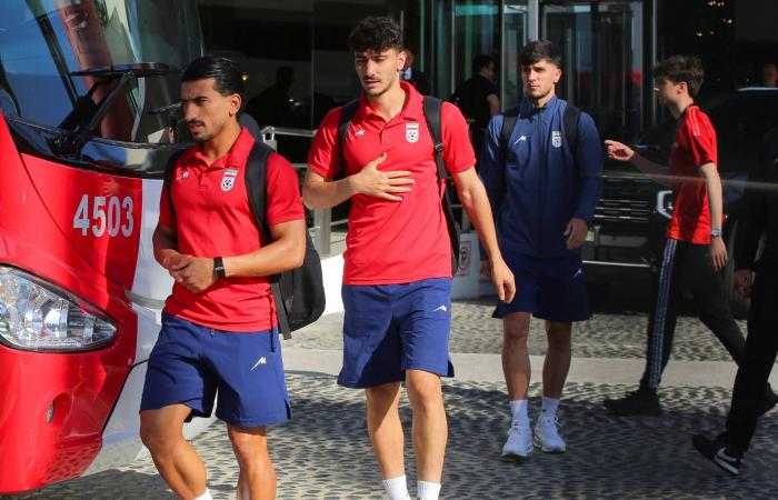 مونديال
      2026:
      رغم
      التوتر
      بين
      واشنطن
      وطهران
      ...
      مشجعان
      إيرانيان
      يحلمان
      بمواجهة
      أميركا