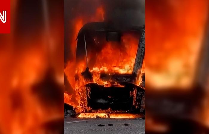 متابعة: من حادث طعن إلى أعمال شغب.. كيف تصاعدت التوترات في بلفاست؟