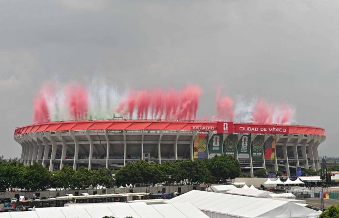 مونديال
      2026:
      مراسم
      افتتاح
      موسيقية
      في
      مكسيكو
      وشاكيرا
      تخطف
      الأضواء
