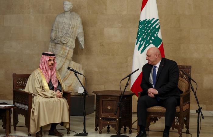 السفير
      اللبناني
      في
      الرياض
      لـ«الشرق
      الأوسط»:
      قرار
      السعودية
      جاء
      بعد
      تحقيق
      لبنان
      المعايير
      المطلوبة