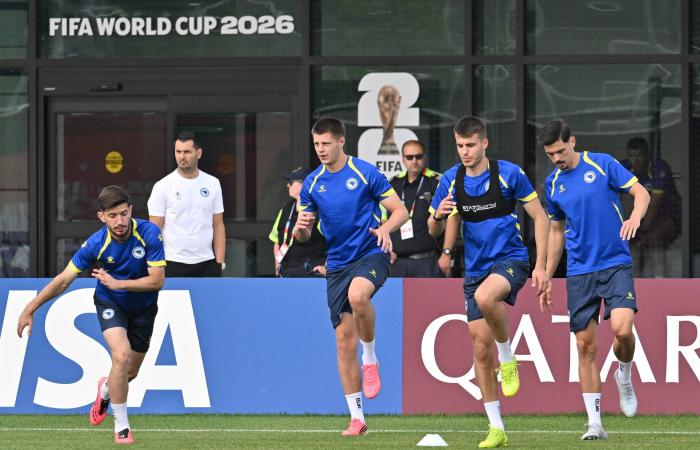 «مونديال
      2026»:
      البوسنيون
      يستمتعون
      في
      تورونتو
      بهدية
      من
      السماء