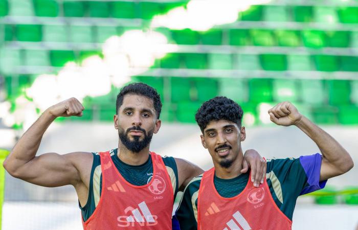 الأهلي
      يُقنع
      الغامبي
      أبو
      بكر
      كينته
      في
      مشروعه...
      ويقترب
      من
      ضمه