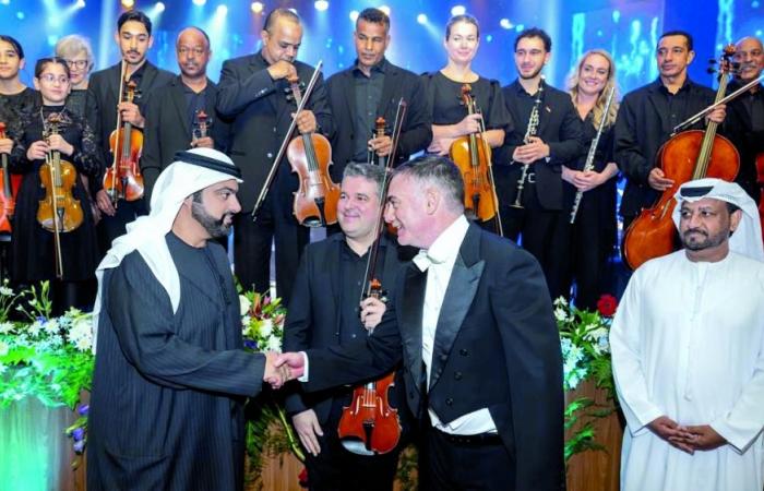أوركسترا الفجيرة تحيي حفلها الأول