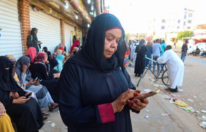 قصة
      «القواعد
      الإسرائيلية»
      تقابل
      بنفي
      وارتباك
      عراقيين
