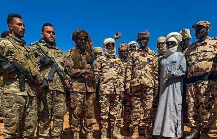 تحقيق
      في
      حادثة
      سقوط
      طائرة
      تدريب
      مدنية
      بمصر