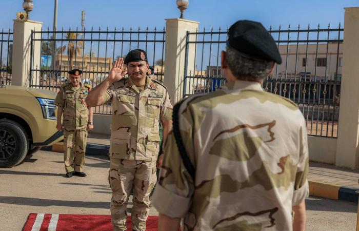 صدام
      حفتر
      يتعهد
      التصدي
      لأي
      محاولة
      تستهدف
      جنوب
      ليبيا