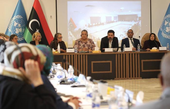 تجنيد
      القاصرين
      في
      ليبيا...
      المجموعات
      المسلحة
      تواصل
      «انتهاك»
      القوانين
      الدولية