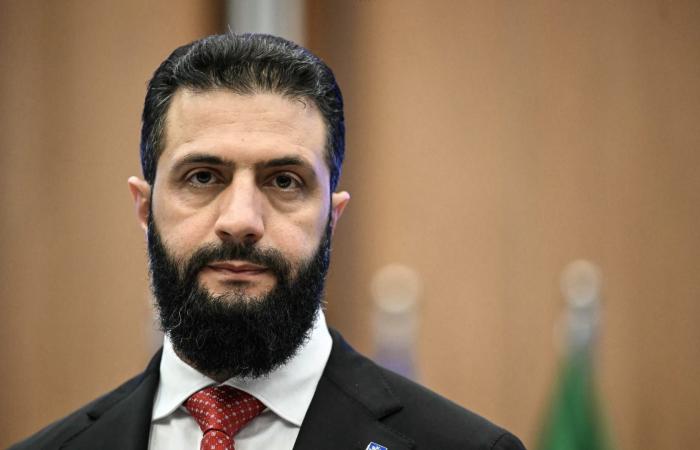 أحمد الشرع يوضح حقيقة أنباء دخول سوريا إلى لبنان