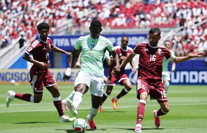 الشوط الأول.. سويسرا تتقدم على منتخبنا الوطني بهدف من ركلة جزاء