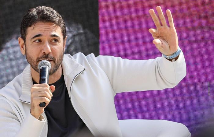 تركي آل الشيخ يبدي قلقه على أحمد عز من كواليس تصوير مسلسل "الأمير"