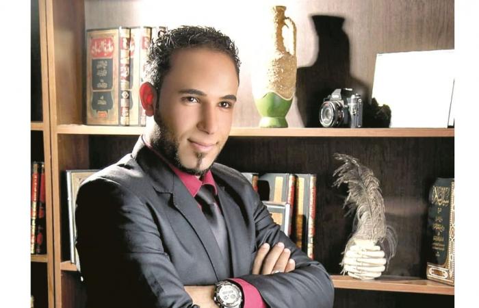 محمد الغزاوي.. رحلة فنان فلسطيني من مخيم البقعة إلى شاشة التلفزيون