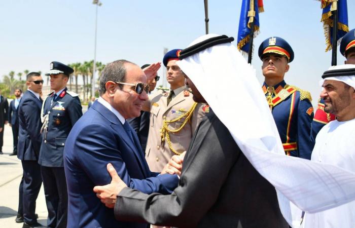 العثور
      على
      جثث
      15
      مهاجراً
      شرق
      العاصمة
      الليبية
      طرابلس