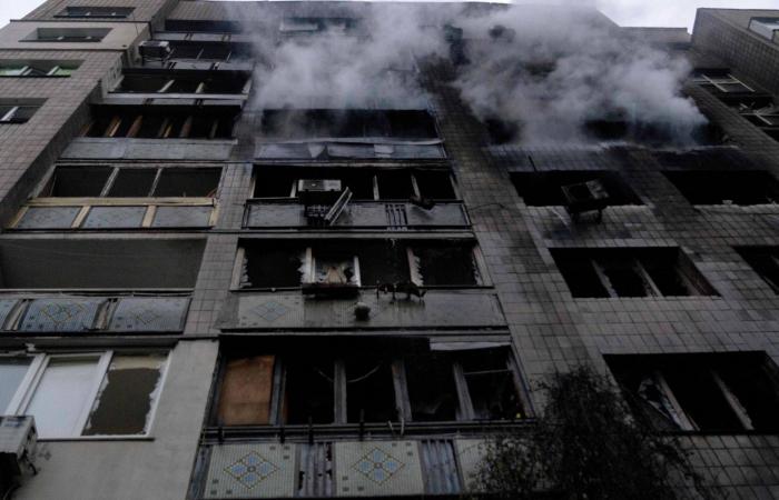 ماكرون:
      فرنسا
      وبريطانيا
      مستعدتان
      لقيادة
      مهمة
      في
      مضيق
      هرمز