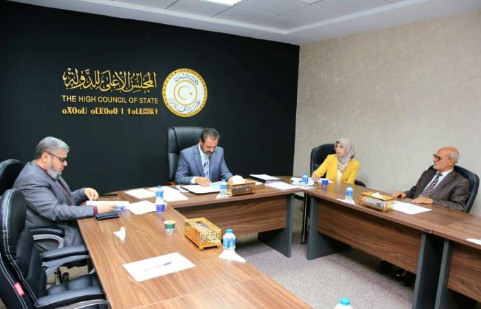 تشكيك
      متزايد
      بإمكانية
      حلحلة
      «النواب»
      و«الدولة»
      الأزمة
      الليبية