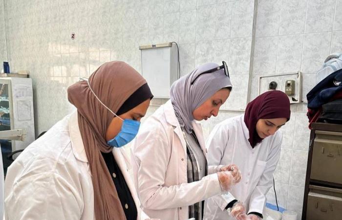 مصر:
      التحقيق
      في
      اتهامات
      بـ«تجاوزات
      أخلاقية»
      داخل
      مستشفى
      جامعي