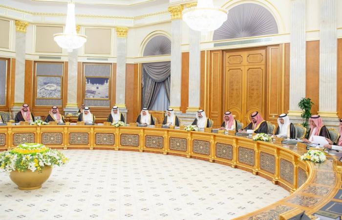 وزير
      الخارجية
      السعودي
      يصل
      إلى
      فيينا
      لبحث
      تعزيز
      العلاقات
      الثنائية
      مع
      النمسا