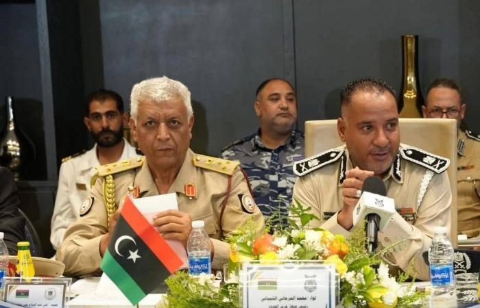 «الثلاثية
      المغاربية»
      تبحث
      تهديدات
      الإرهاب
      والجريمة
      المنظمة