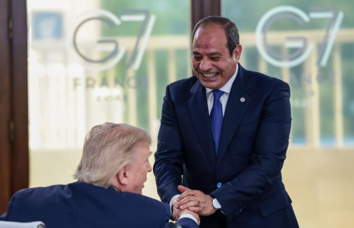 مصر.. لقطات ترصد السيسي وعناق ترامب ومن التقى على هامش قمة مجموعة السبع